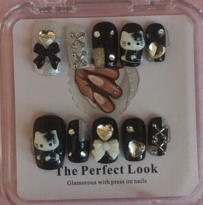 Black and Silver Nail Set